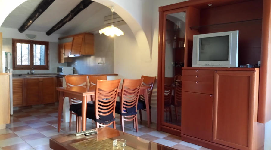 SALON COMEDOR OSTRA 9